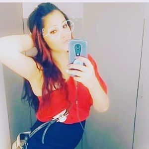 Meet your Posher, Nicole